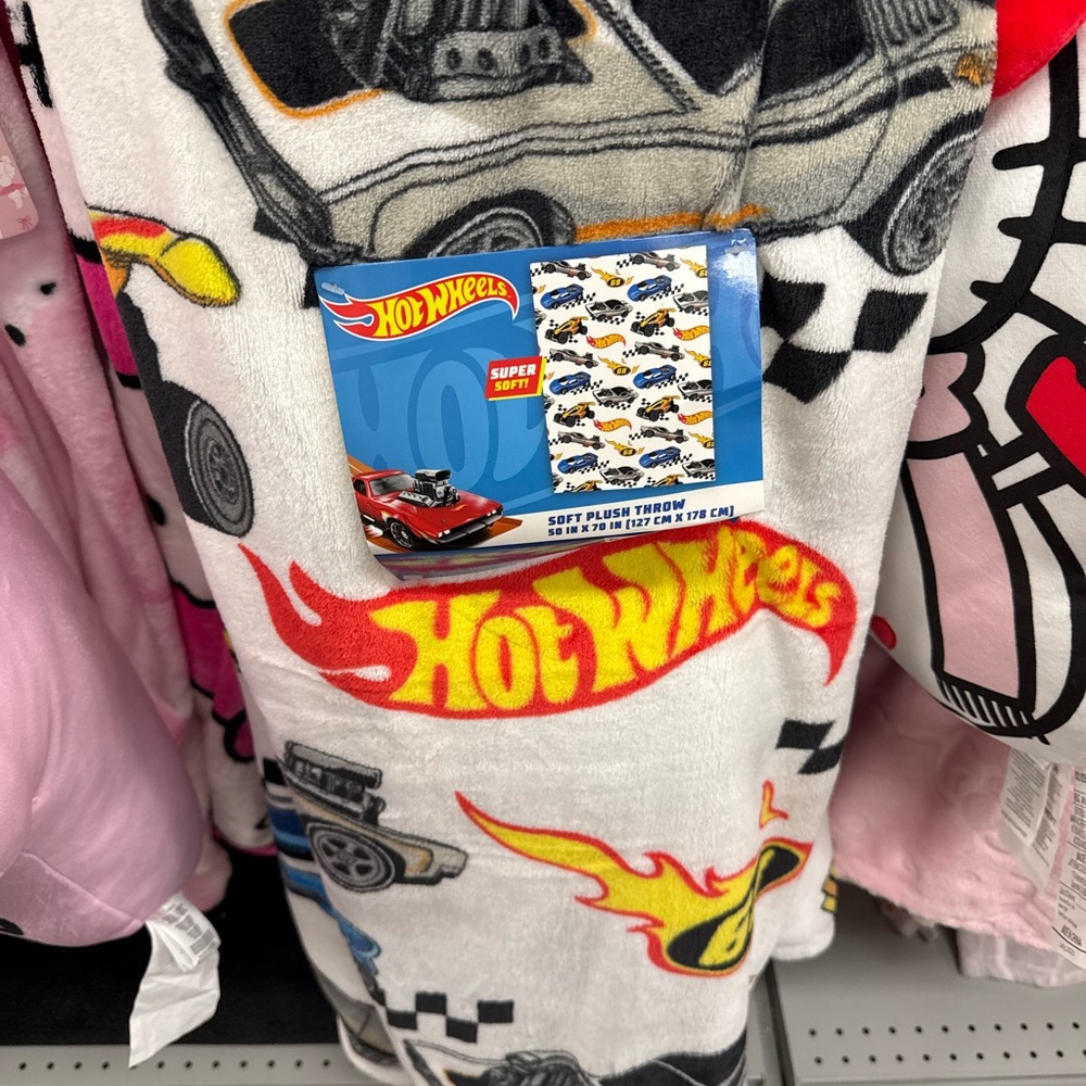 Hot Wheels Plush Throw Blanket